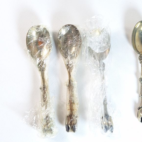 Set of 6 Silver Plated Vintage Small Clog Shoes Teaspoons - Picture 4 of 9